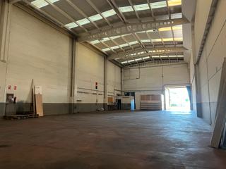 Miete Fabrikhalle  Vía diesel. Alquiler de nave muy bien situada en el tambre, santiago