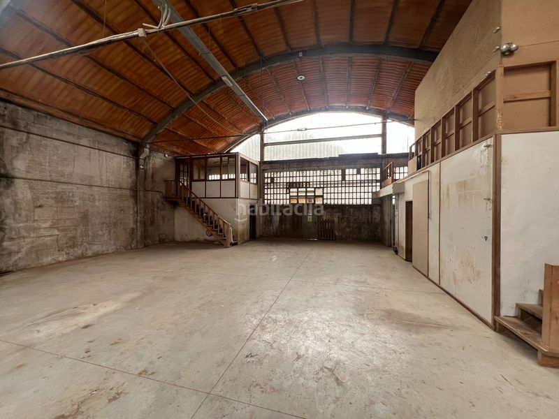 Foto 1831869a-526a-4f32-8df7-ac27501d85e9. Location bâtiment à usage industriel dans Liáns Oleiros