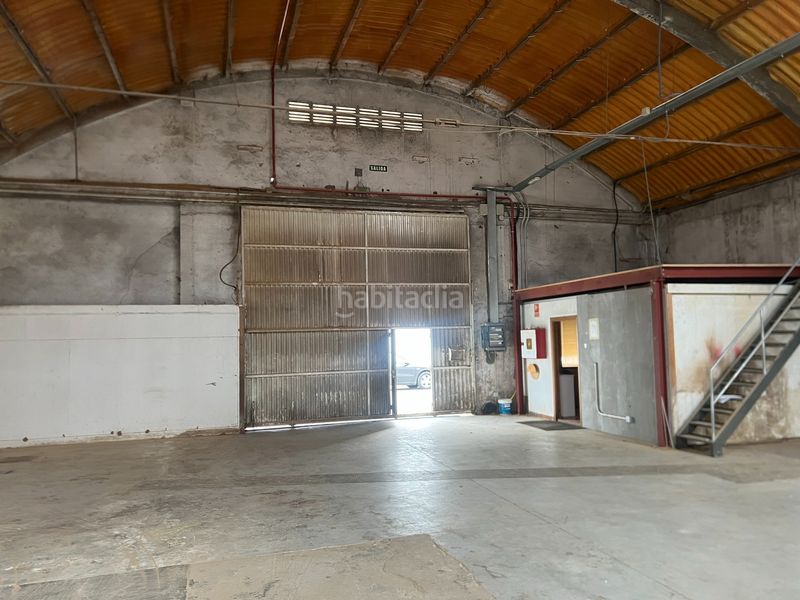 Foto de41ca43-2599-4474-b11a-875e9ce65161. Location bâtiment à usage industriel dans Liáns Oleiros