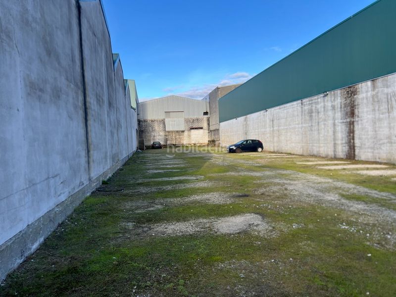 Foto 34e391e9-1329-4edb-a9c2-c245c6cd1b87. Location bâtiment à usage industriel dans Parroquias del Este Lugo