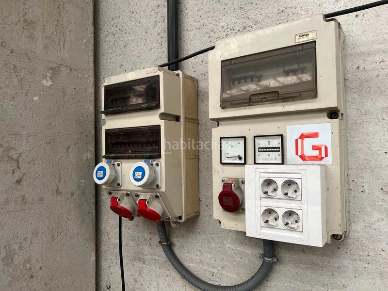 Foto 469e8360-8622-42a4-a536-35886f2b7df2. Lloguer nau industrial a Oseiro Arteixo