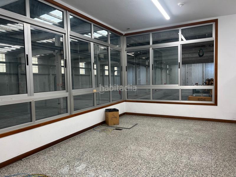 Foto 7c1a9f77-27ab-42ec-a981-243e0a3a640e. Miete fabrikhalle in Oseiro Arteixo