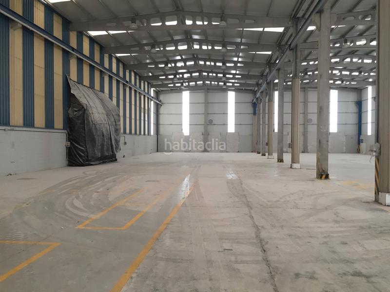 Foto e8006d52-4c77-434d-b9ab-8b84866e320c. Bâtiment à usage industriel dans Oseiro Arteixo