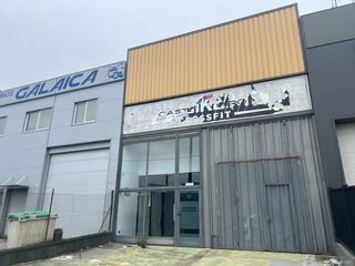 Miete Fabrikhalle  Vía diesel. Alquiler de nave con zona de exposición en el tambre, santiago