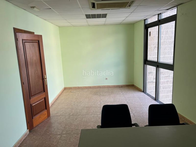 Foto aaed3a39-1626-4024-8cff-d762041c8244. Location bâtiment à usage industriel avec chauffage dans Cambre