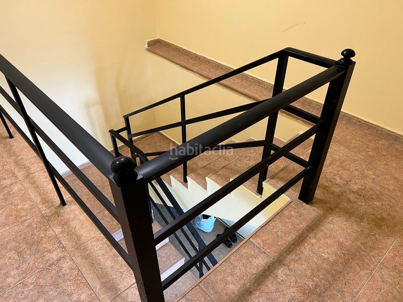 Foto c8dd21c1-d153-4e52-9bea-0a79b679d279. Location bâtiment à usage industriel avec chauffage dans Cambre