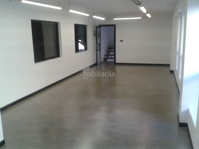 Foto 414121a0-f11a-40f8-9e0d-e35f429bcdea. Location bâtiment à usage industriel dans Vioño Coruña (A)