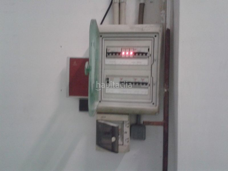 Foto 770d1f93-cea8-45f4-a34c-095f3a46d6bd. Location bâtiment à usage industriel dans Vioño Coruña (A)