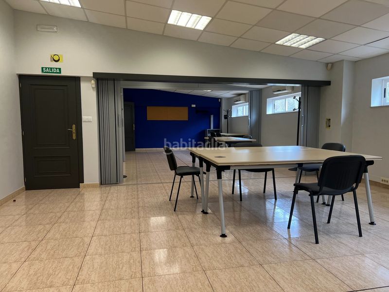 Foto 5f8a6b0c-a599-4406-8282-f0e41c55dabf. Alquiler nave industrial alquiler de nave con oficinas en espíritu santo, en Cambre