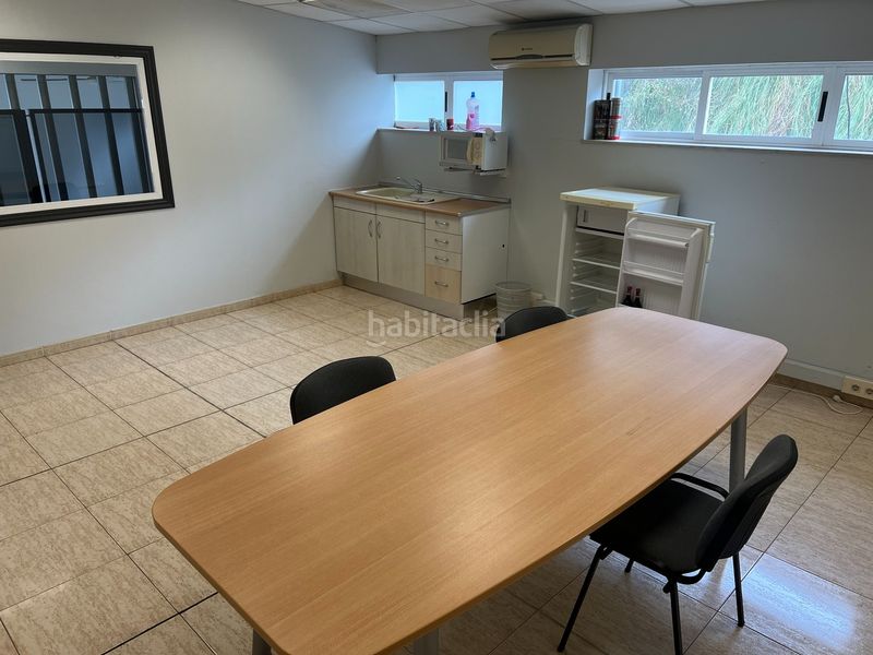 Foto 6837421d-12d8-4edb-9f03-8ce39927ef04. Alquiler nave industrial alquiler de nave con oficinas en espíritu santo, en Cambre