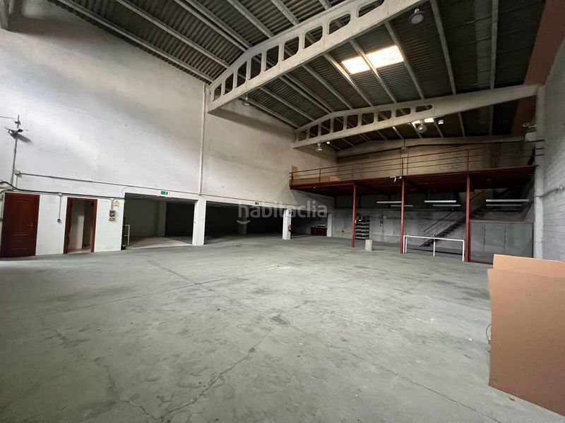 Foto cebcb91d-02b8-495a-9f64-4144e79deb24. Alquiler nave industrial alquiler de nave con oficinas en espíritu santo, en Cambre