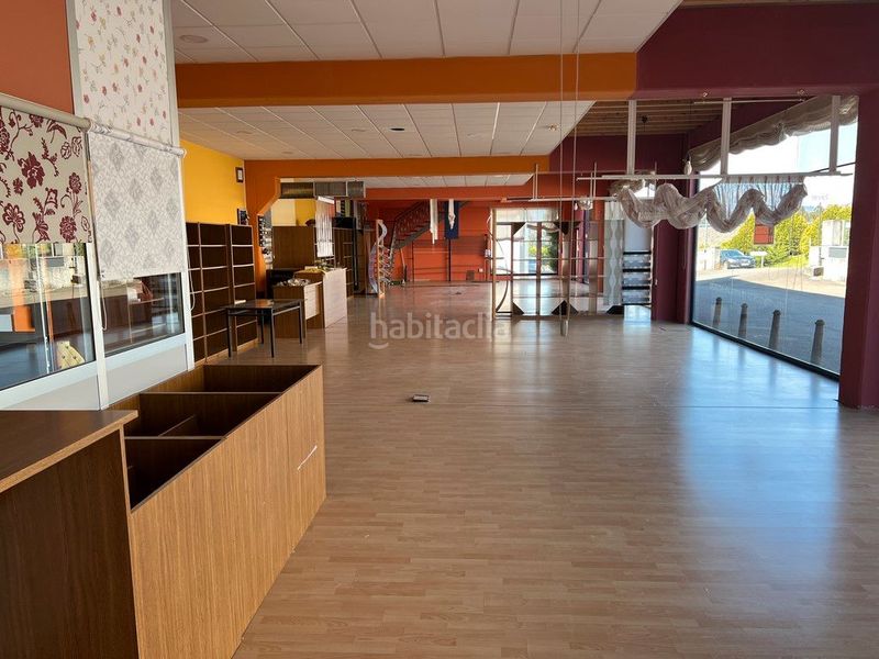 Foto 27bf6a8e-4a3c-44dc-acf3-4422fae472db. Location bâtiment à usage industriel dans O Milladoiro Ames