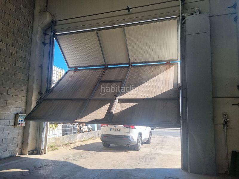 Foto b7f5e4e7-092e-4aa5-b8b5-70aa577d3c15. Affitto capannone industriale in Curtis