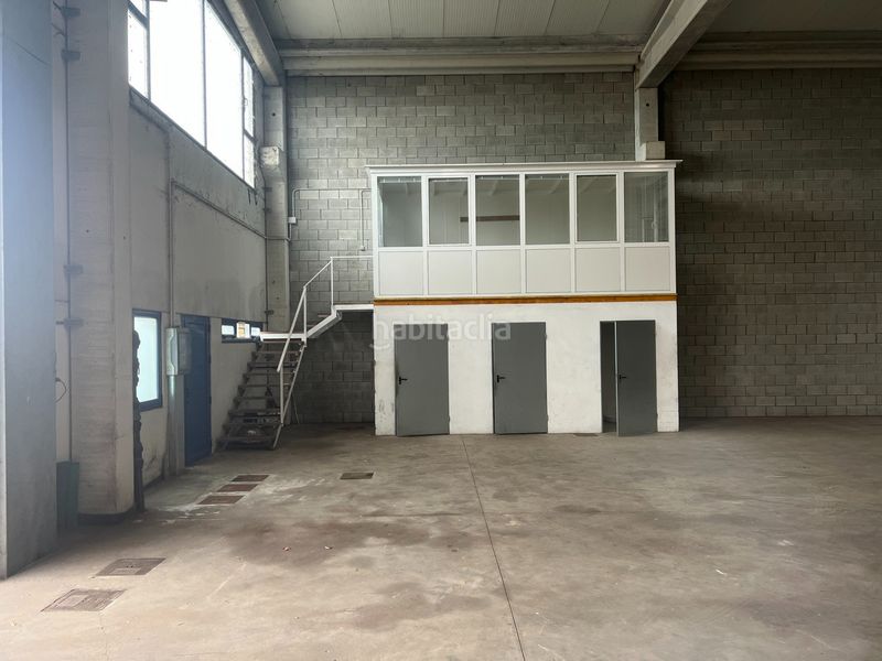 Foto e644981f-4904-468f-8f1c-f4bba672e6b8. Location bâtiment à usage industriel dans Curtis