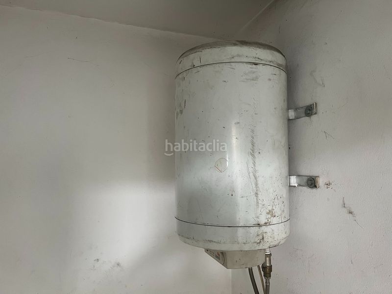 Foto f11b3cab-6b34-42f8-9fa8-7e42e8f7cb8c. Location bâtiment à usage industriel dans Curtis