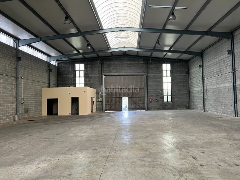 Foto 6133265b-e62a-4731-9151-3d9356d8a413. Affitto capannone industriale in Parroquias del Este Lugo