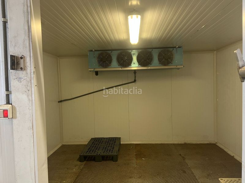 Foto b1f5f0be-991f-49d0-808b-0ce3b6b18464. Nau industrial amb calefacció a Sada