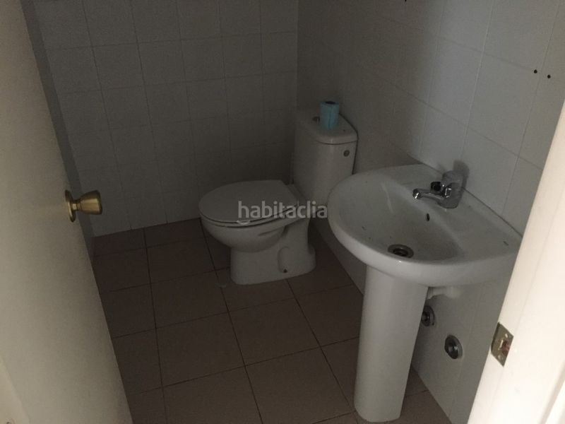 Foto b4c1e688-f7d7-41fc-8429-577a13db2eff. Location bâtiment à usage industriel dans O Milladoiro Ames