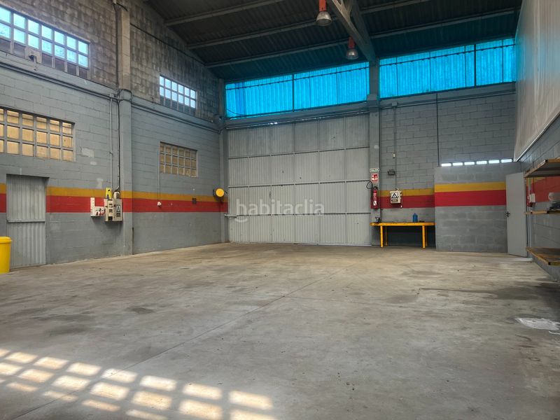 Foto 7633361c-7b3b-4b5a-b343-be1d5ebe7d1c. Nau industrial amb calefacció a Ordes