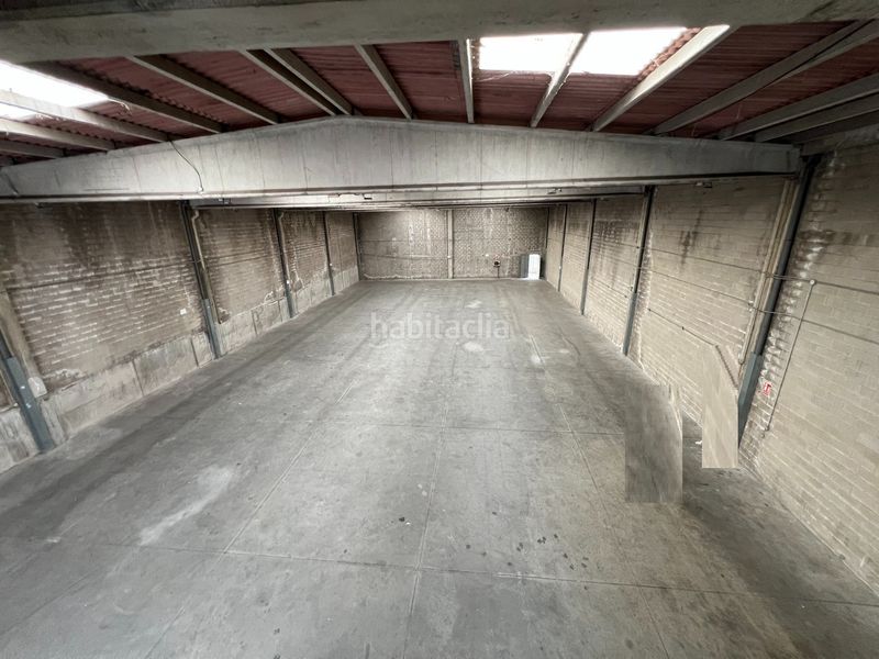 Foto 5e8fa7d6-0d9e-4ba6-90c4-9d3910d3d1e5. Location bâtiment à usage industriel dans O Milladoiro Ames