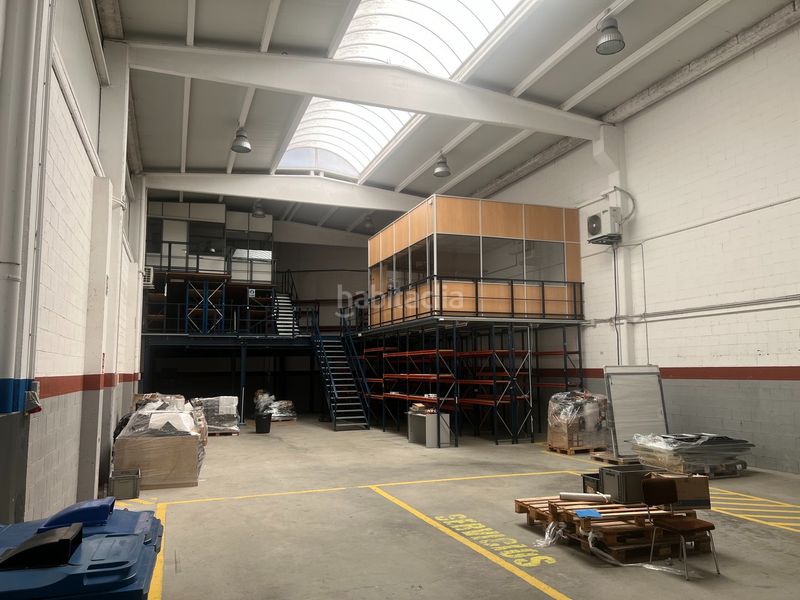 Foto f0af7c93-9e45-4116-8b2e-20832f1c7300. Location bâtiment à usage industriel avec chauffage dans Ames