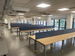 Location Bureau  Avenida de felipe ii. Alquiler de oficinas listas para entrar en la grela, a coruña