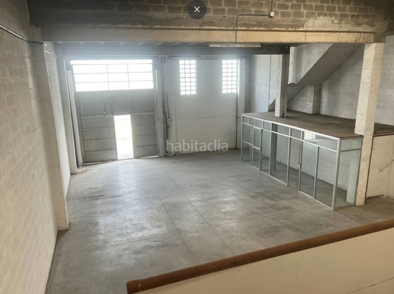 Foto 60b5b206-8f82-46ea-b42f-f1bf8f46d765. Location bâtiment à usage industriel dans Vioño Coruña (A)