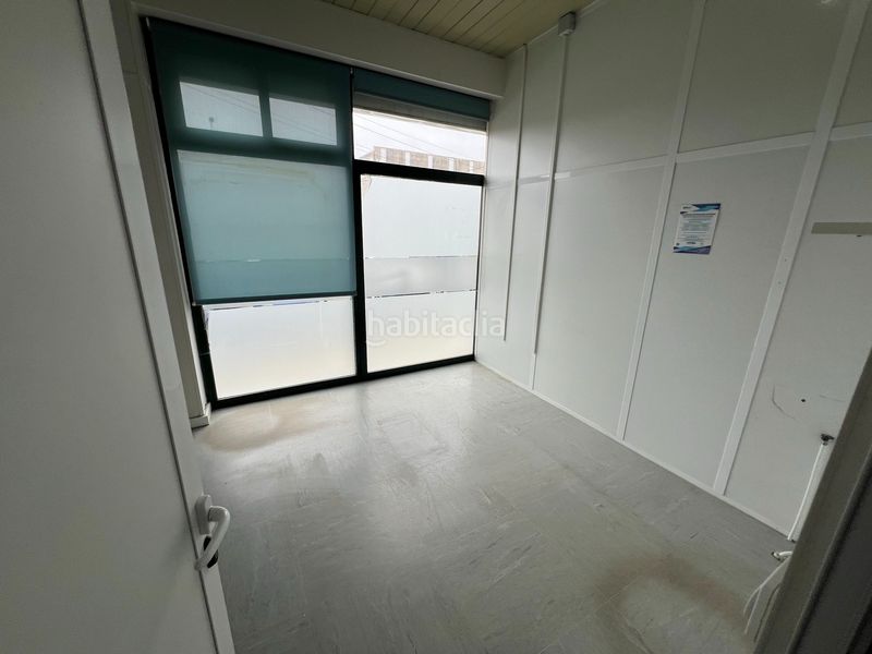 Foto b866ae01-de4d-486b-a7a5-fb32386d8c5f. Lloguer local comercial a Campus Norte - San Caetano Santiago de Compostela