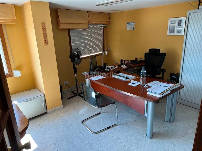 Foto 6d6d5311-6c41-4fa1-8f6d-1cbd8e773c70. Fabrikhalle in Bergondo