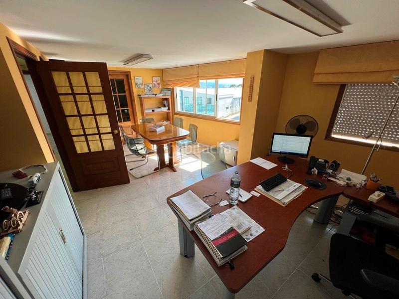 Foto e5a842ed-f5b8-4135-8f75-c7b66b7f5d79. Fabrikhalle in Bergondo