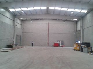 Affitto Capannone industriale in Carballo. Alquiler de nave tipo almacén en el polígono de bertoa, carballo