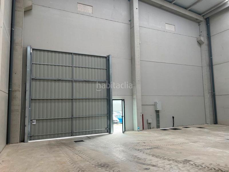 Foto bef60b41-35b1-4724-8910-5d7d0b455ffb. Miete fabrikhalle in San Mateo - Castro - O Val Narón