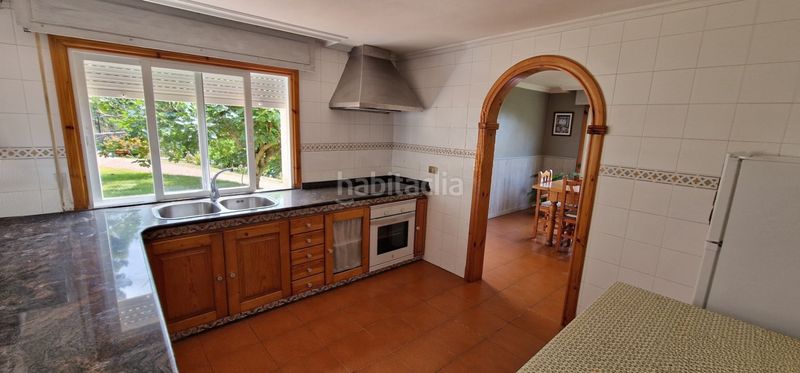 Foto f5ce887e-12e0-473e-b1cc-5c4fe1bdacb5. Xalet amb xemeneia calefacció aparcament a Gondomar