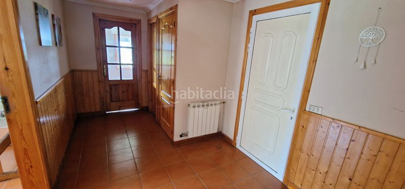 Foto f6c74caa-4c02-4235-bb17-e636aebb48c0. Xalet amb xemeneia calefacció aparcament a Gondomar