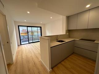 Appartement à Vinyets-Molí Vell. Piso de obra nueva en sant boi zona centro.