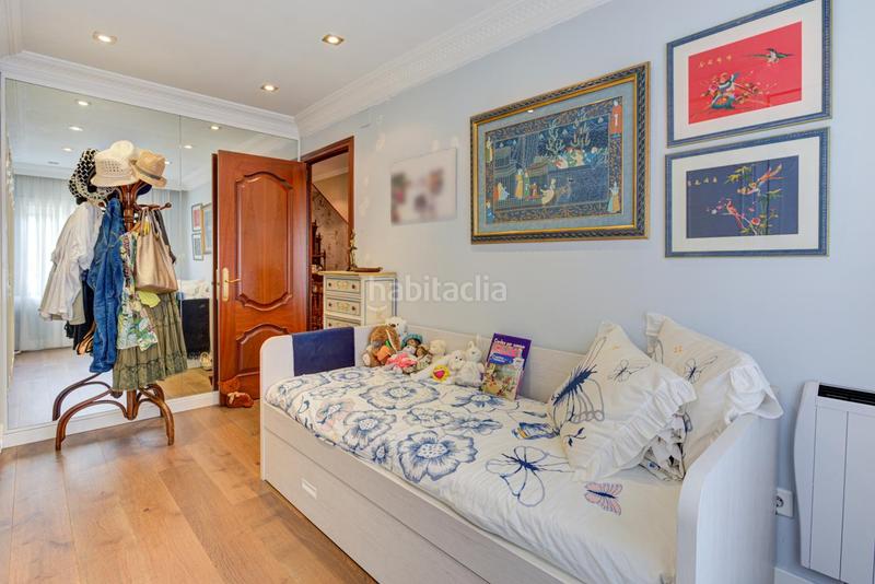 Foto 06313273-5e5d-4db4-83a1-333cce8cf927. Casa con riscaldamento parcheggio piscina in Gava Mar Gavà