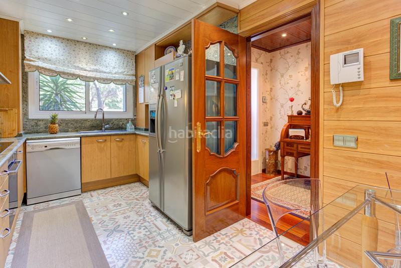 Foto 8742d38f-f637-4920-a8ab-1e96f46761b6. Casa con riscaldamento parcheggio piscina in Gava Mar Gavà