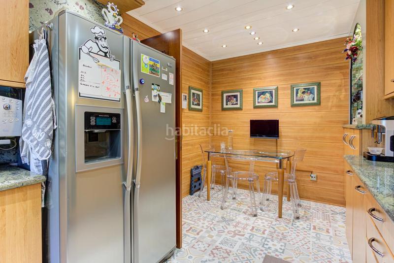 Foto d1eb7643-ac52-4b04-b883-76a981379d35. Casa con riscaldamento parcheggio piscina in Gava Mar Gavà
