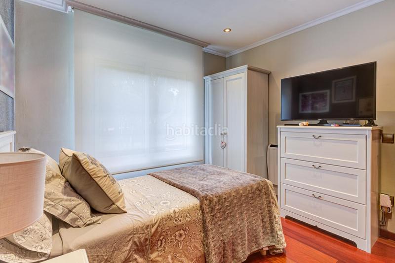 Foto e18de132-1637-4f00-b422-a0d225193b18. Casa con riscaldamento parcheggio piscina in Gava Mar Gavà
