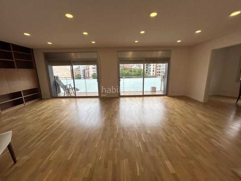 Foto 398e14d2-9e6e-497c-96b6-fde7345df108. Rent flat with parking in Barri de les Corts Barcelona