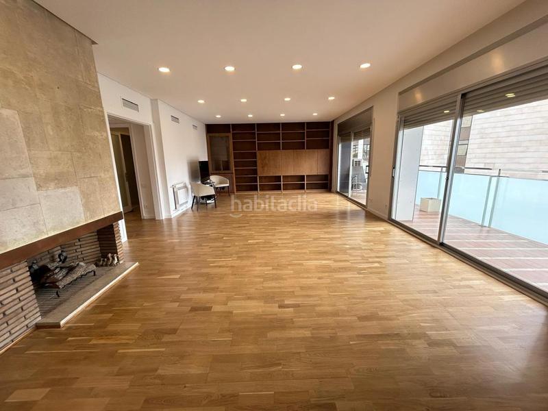 Foto fff052a0-4e86-42be-9f41-f5cbba567c85. Rent flat with parking in Barri de les Corts Barcelona