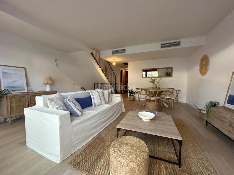 Foto 2baeee68-ba51-4a4e-b859-aed7e636fb1d. Casa in La Pineda Castelldefels