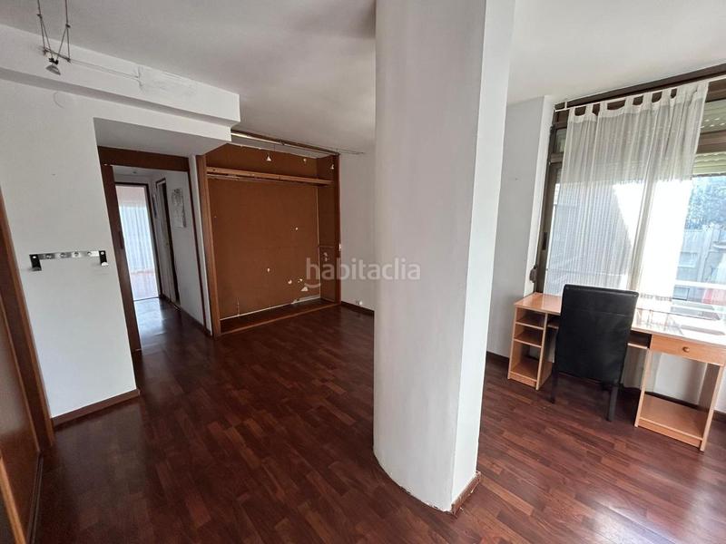 Foto 10ddcdc1-5150-4f1a-96c0-cbd0ae7e5c16. Dachwohnung mit parking pool in La Pineda Castelldefels