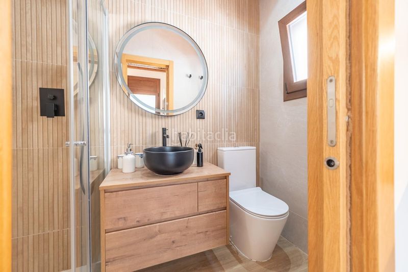 Foto c21821c9-b344-4c41-95d3-eec491c4c528. Casa a Lluminetes Castelldefels