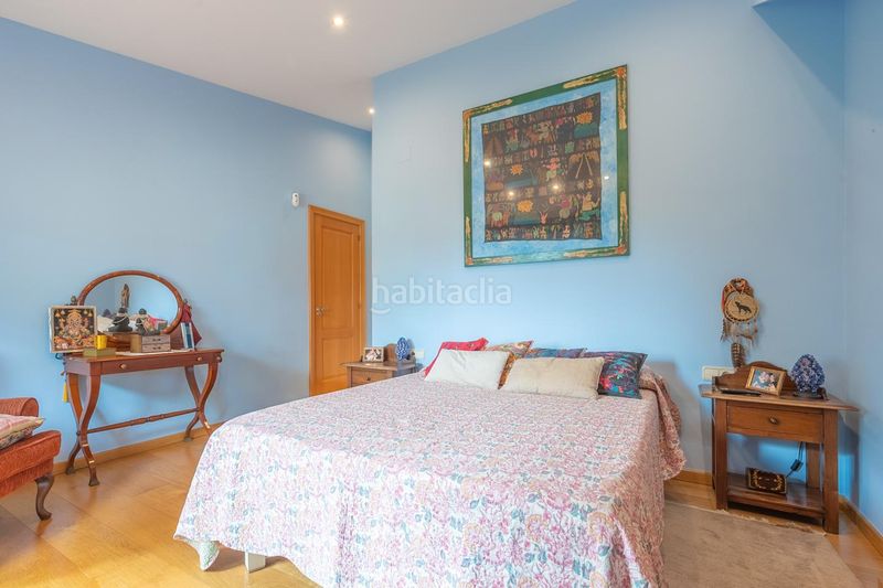 Foto bd3e9241-2e3c-44c8-8ac4-403ba6bab6ac. Casa amb calefacció aparcament piscina a Montmar Castelldefels