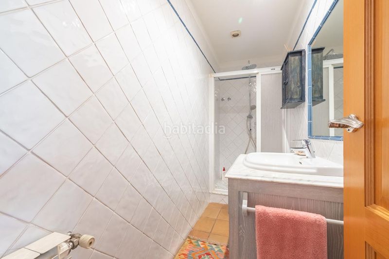 Foto cacdd6a7-9c6f-49ca-b0b4-dc32a2ac37f4. Casa amb calefacció aparcament piscina a Montmar Castelldefels