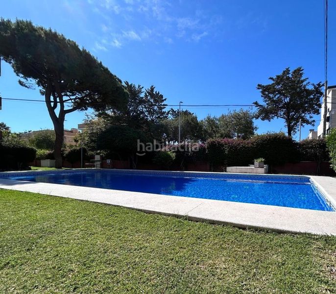Foto 71a41743-9165-4491-b082-3858ae1c52cf. Planta baixa amb calefacció aparcament piscina a Castelldefels
