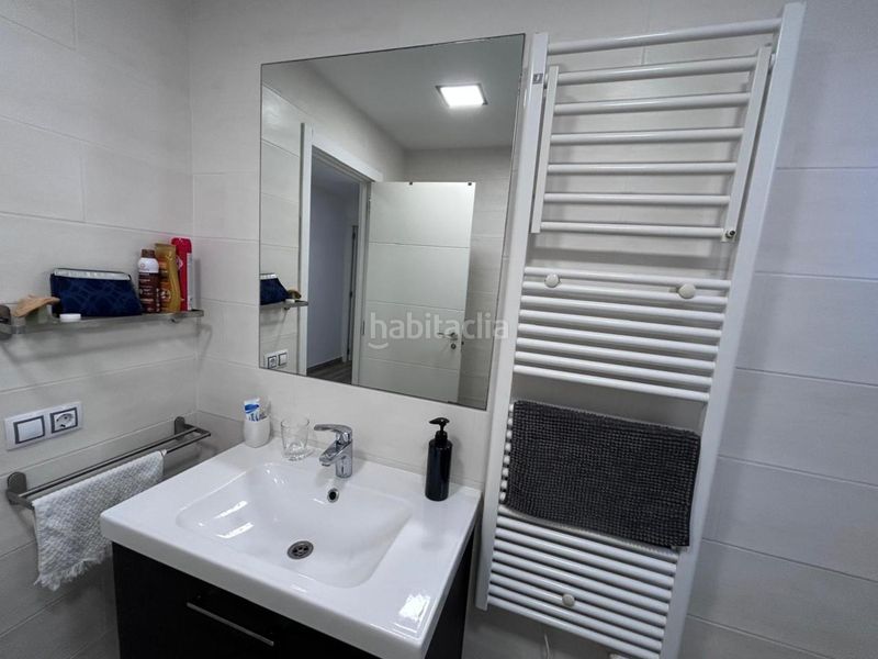 Foto aac16818-dcfc-4235-88b5-f01f0a9be7da. Planta baixa amb calefacció aparcament piscina a Castelldefels