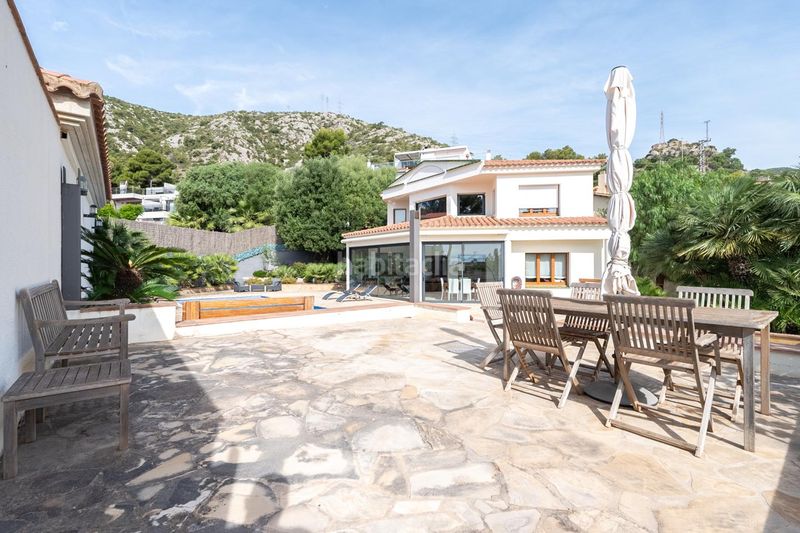 Foto 6b3b2c52-855c-4730-b811-533a5c076291. Casa amb calefacció aparcament piscina a Garraf Sitges