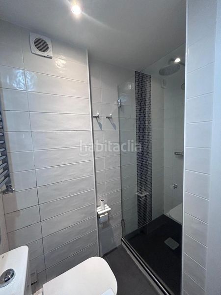 Foto d0659ade-41b7-4ae3-b4c7-96fe82525a7f. Àtic amb calefacció aparcament piscina a Lluminetes Castelldefels